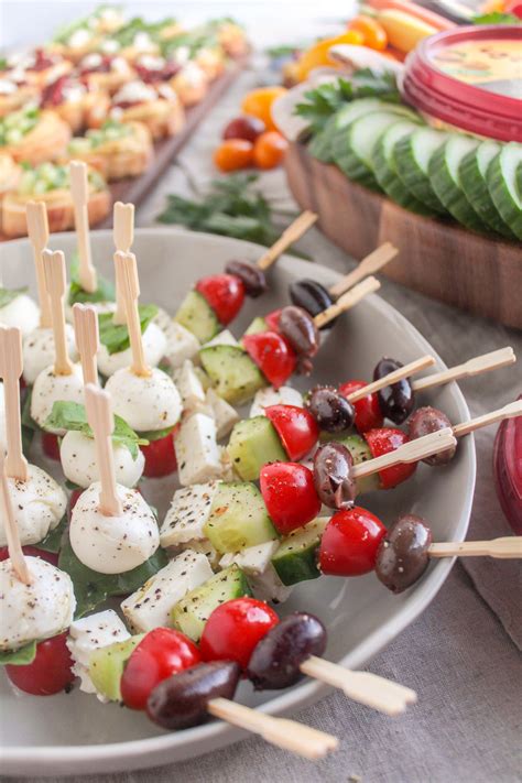 5 Delicious and Nutritious Super Bowl Snacks for Healthier Game Day